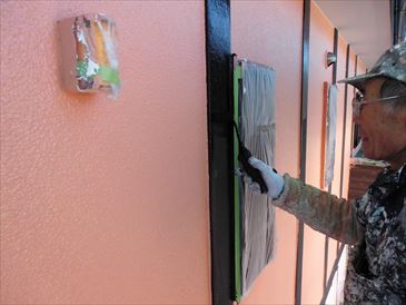 滑川町築１０年：外壁化粧板への塗装